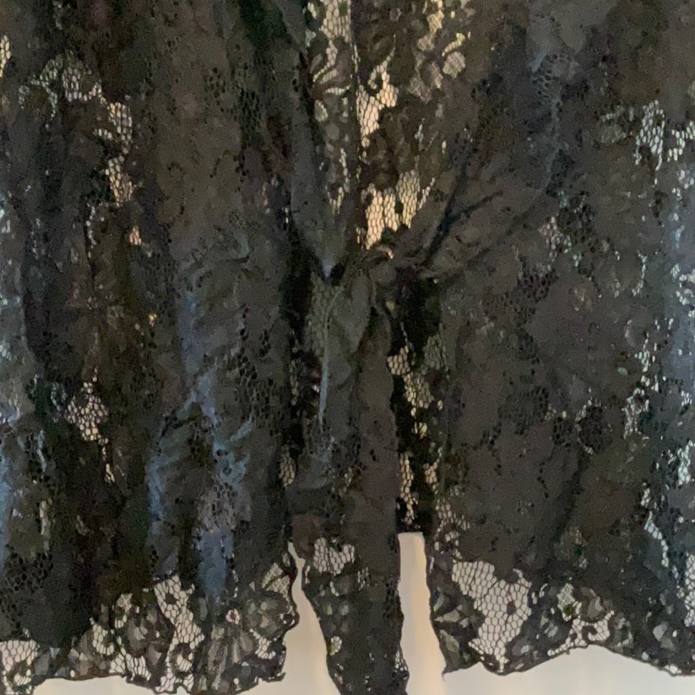 Ladies black lace cardigan top size Large - Picture 3 of 5